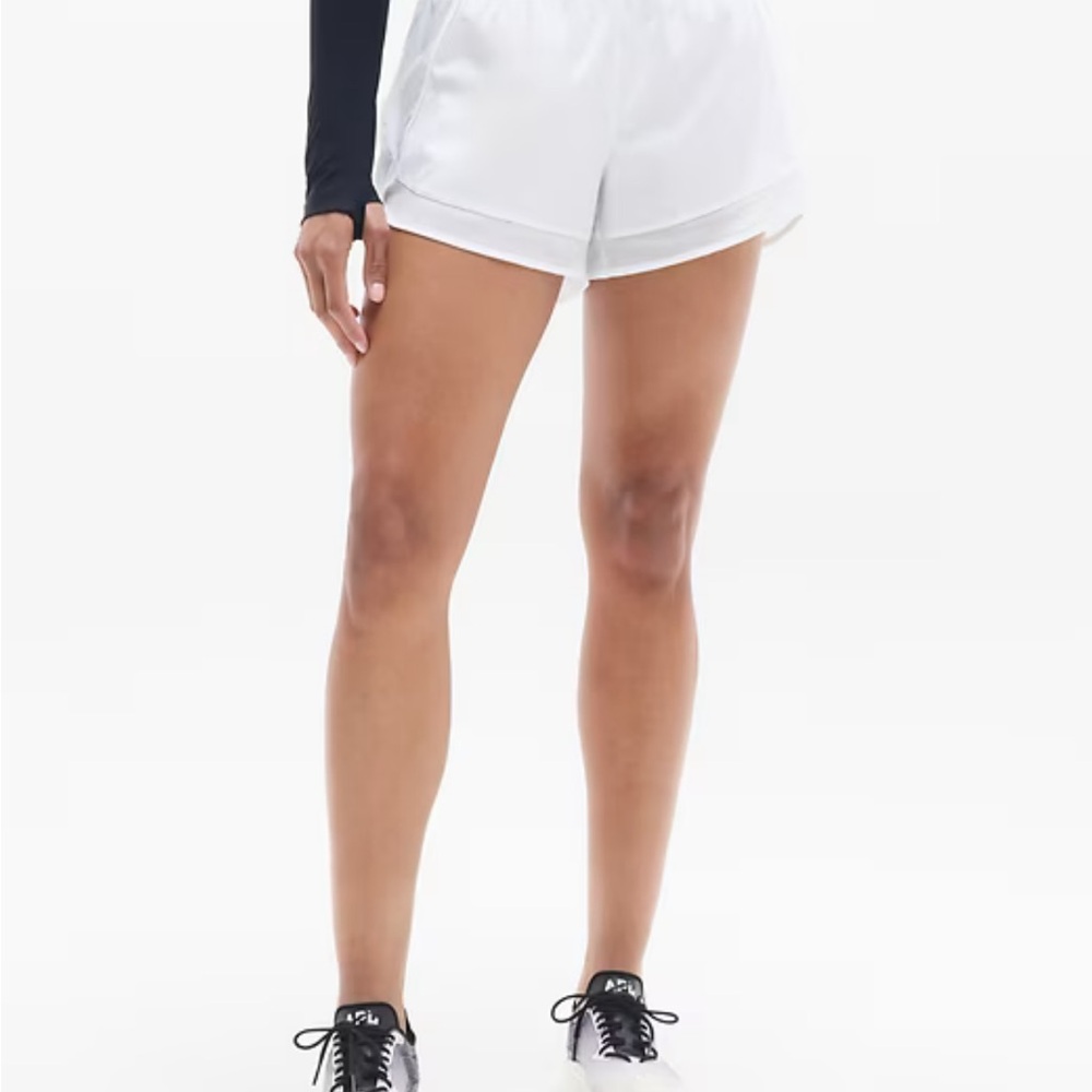 Athleta Mesh racer run 4” short